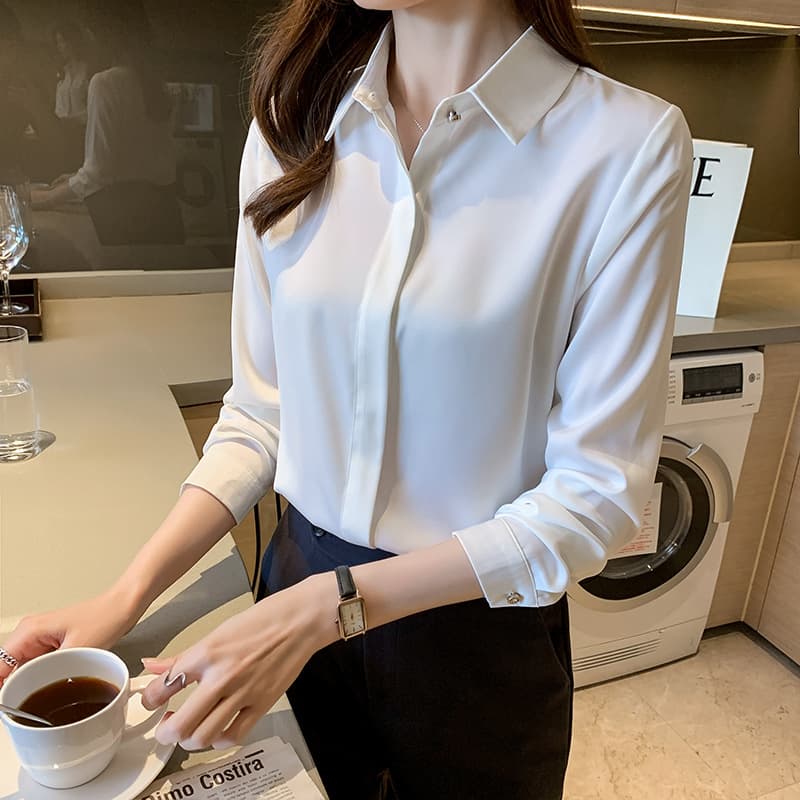シャツ　レディース しなやか上質シルエットシャツ