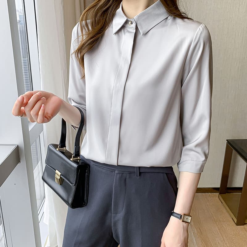 シャツ　レディース しなやか上質シルエットシャツ