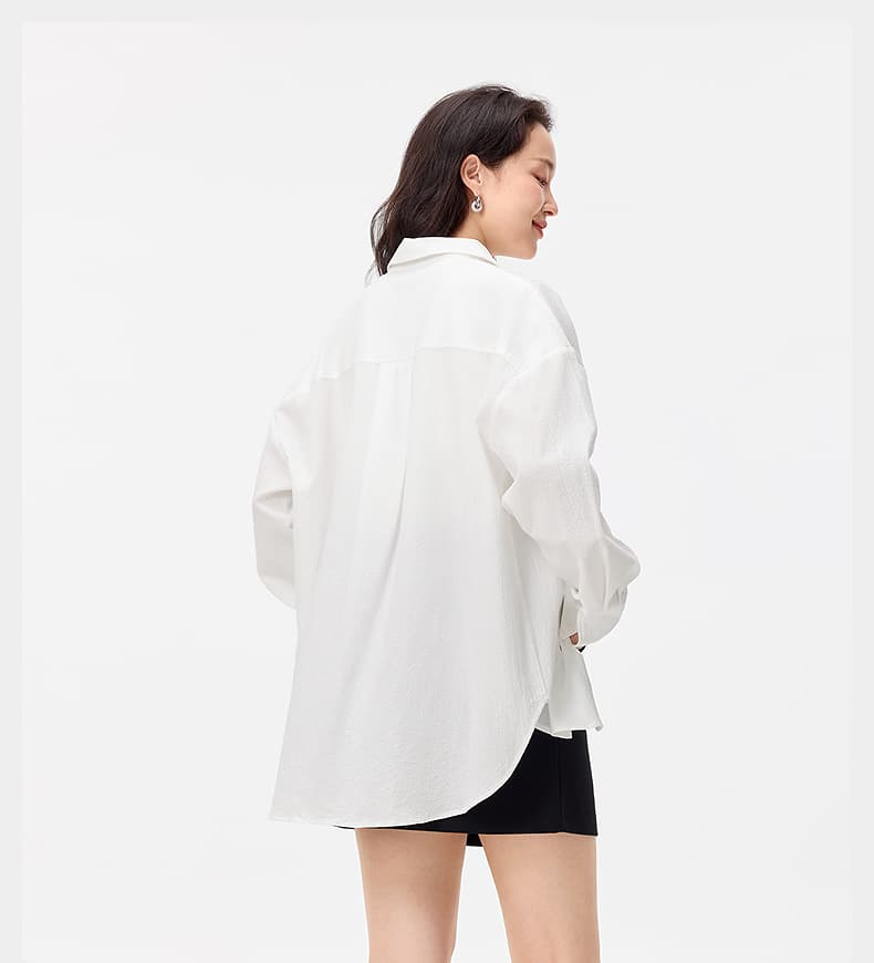 シャツ　レディース リラックスゆるシルエット シンプルワイシャツ